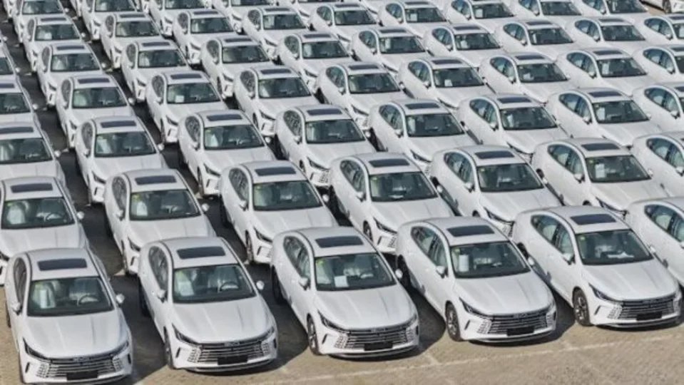 達成共識｜歐盟擬限中國混能車進口量 首年限額35萬輛 中方願「各退一步」