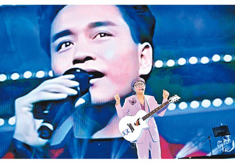 無人機匯演 群星金曲夜致敬 張國榮70歲誕辰