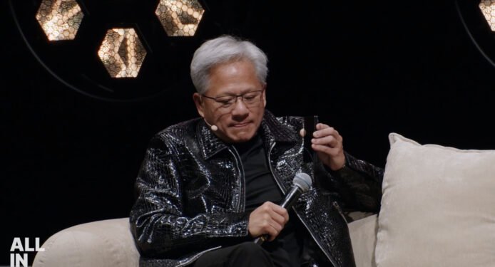 黃仁勳大會突收特朗普電話