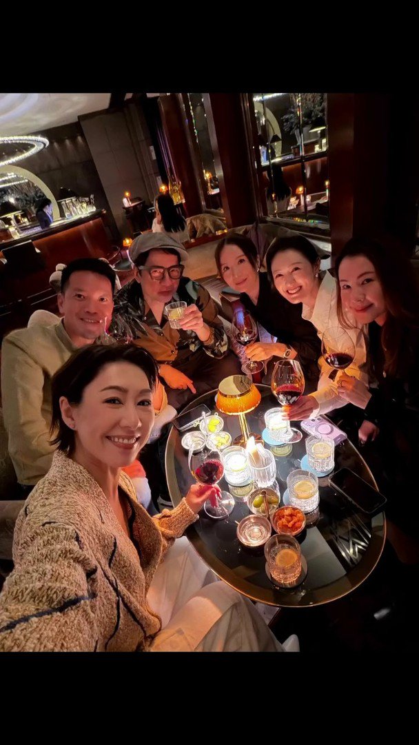 胡定欣生日食不停 獲張寶兒胡蓓蔚單立文慶生