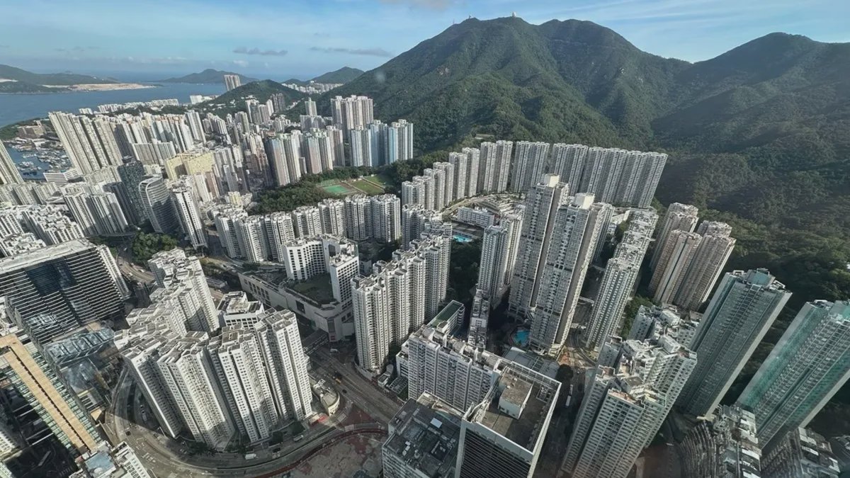 香港樓市 ｜中原地產 十大屋苑失守百宗：9月僅錄96宗成交：創2018年10月後近8年新低