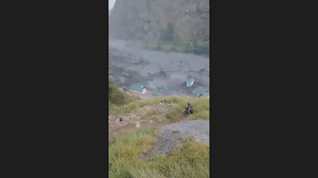 尼泊爾中部發生泥石流